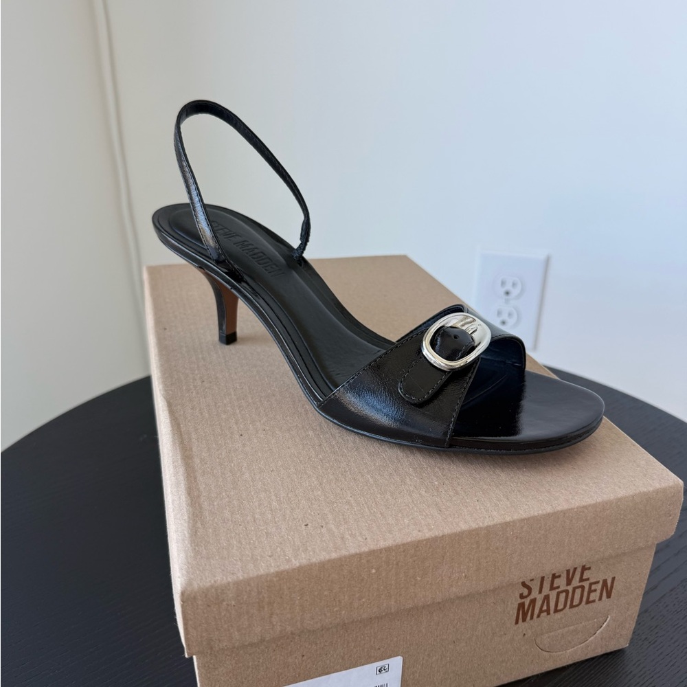 Steve Madden Black Heeled Sandals with Buckle